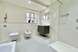 Photo 24- click for photo gallery